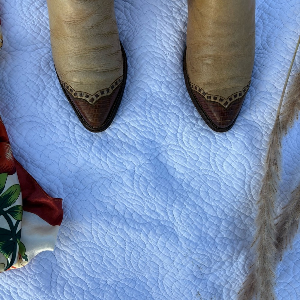 Dan Post Western Cowboy Boots | Leather | Vintage | Sz 6.5 - Picture 2 of 16